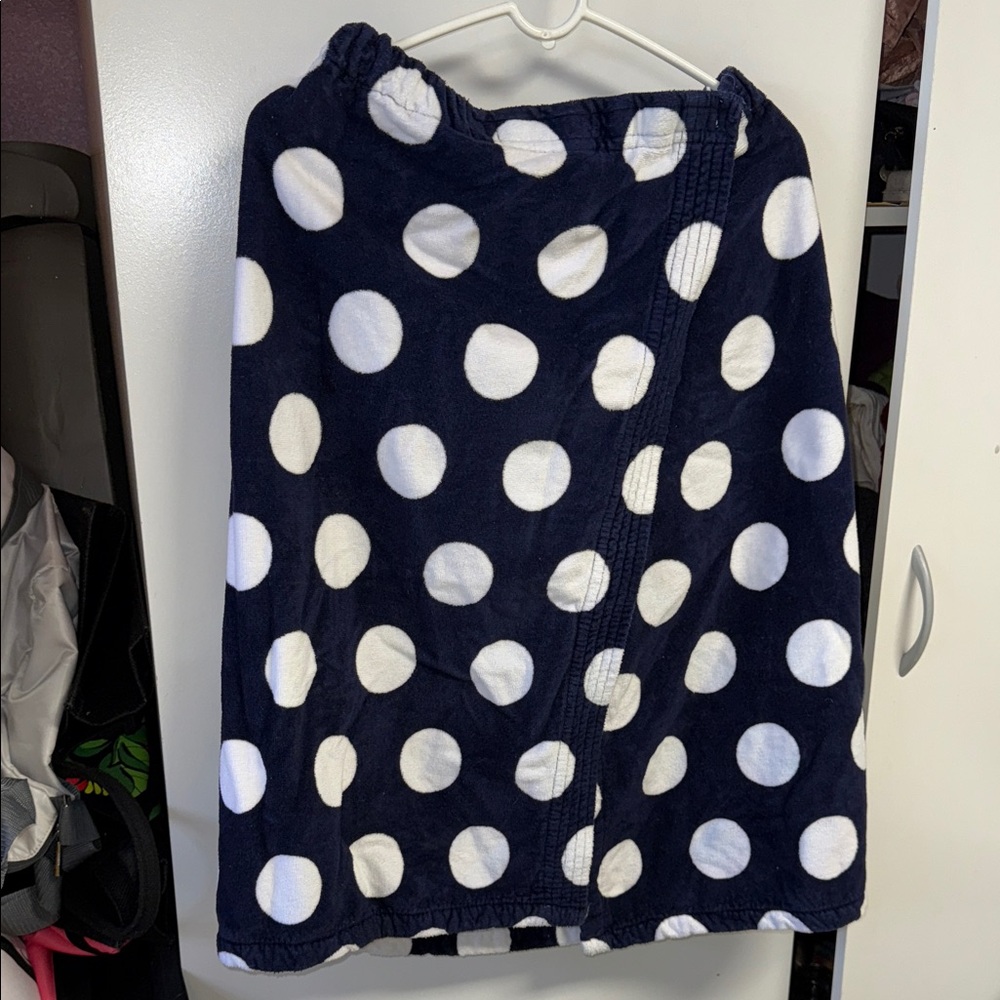 Stylish Navy and White Polka Dot Women's wrap bath wrap with elastic and Velcro
